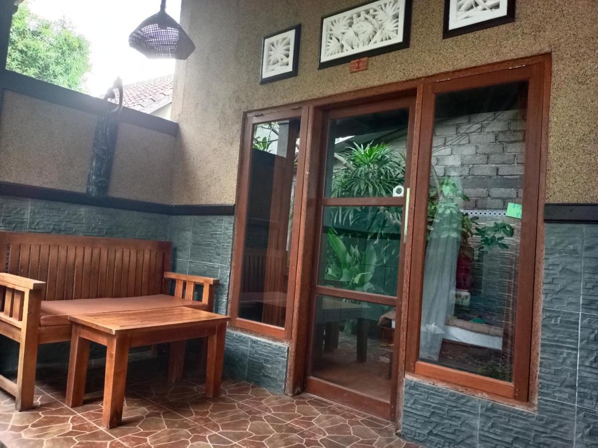 Putu Guest House Pemuteran ภายนอก รูปภาพ